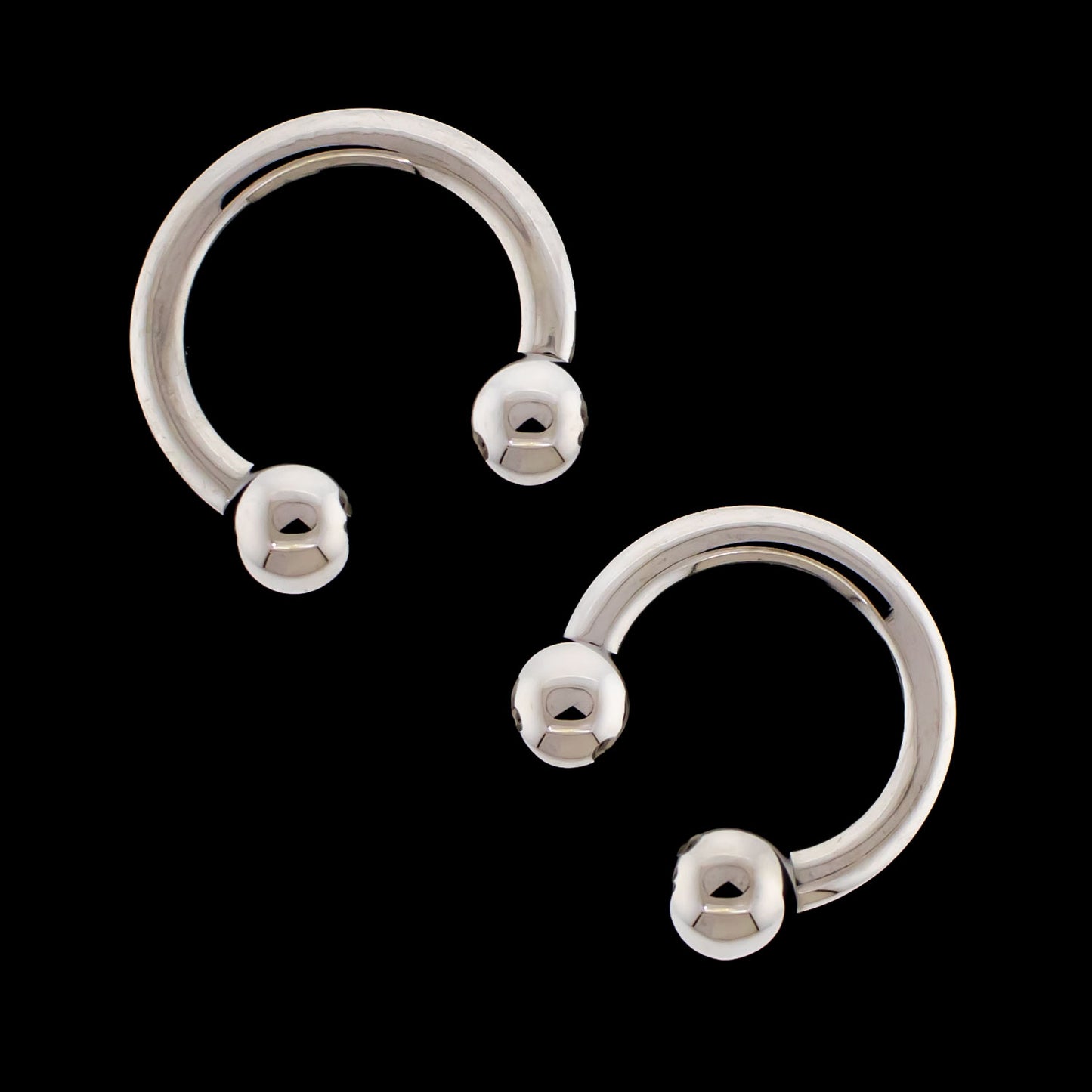 8G Titanium Horseshoe - Internally Threaded - Khrysos Jewelry